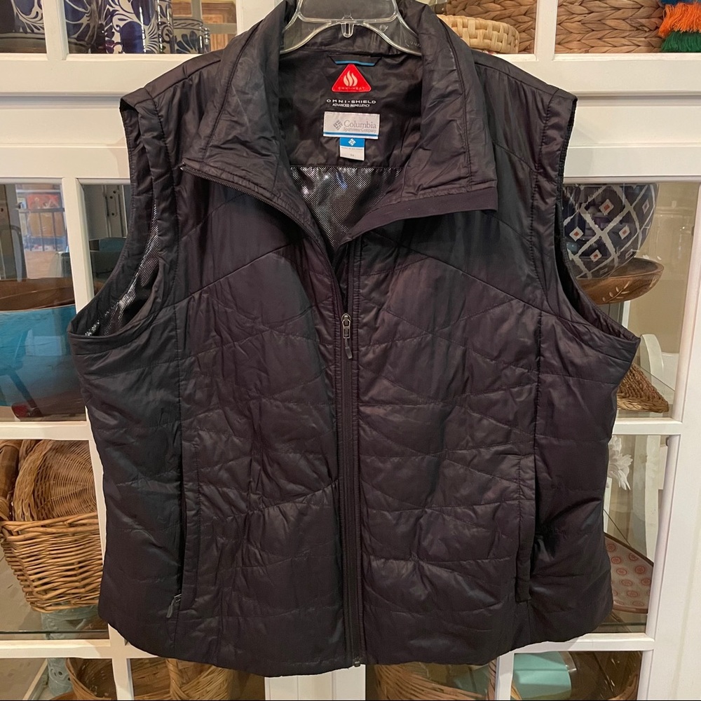 Columbia Ladies Omni Black Vest EUC Size 3X